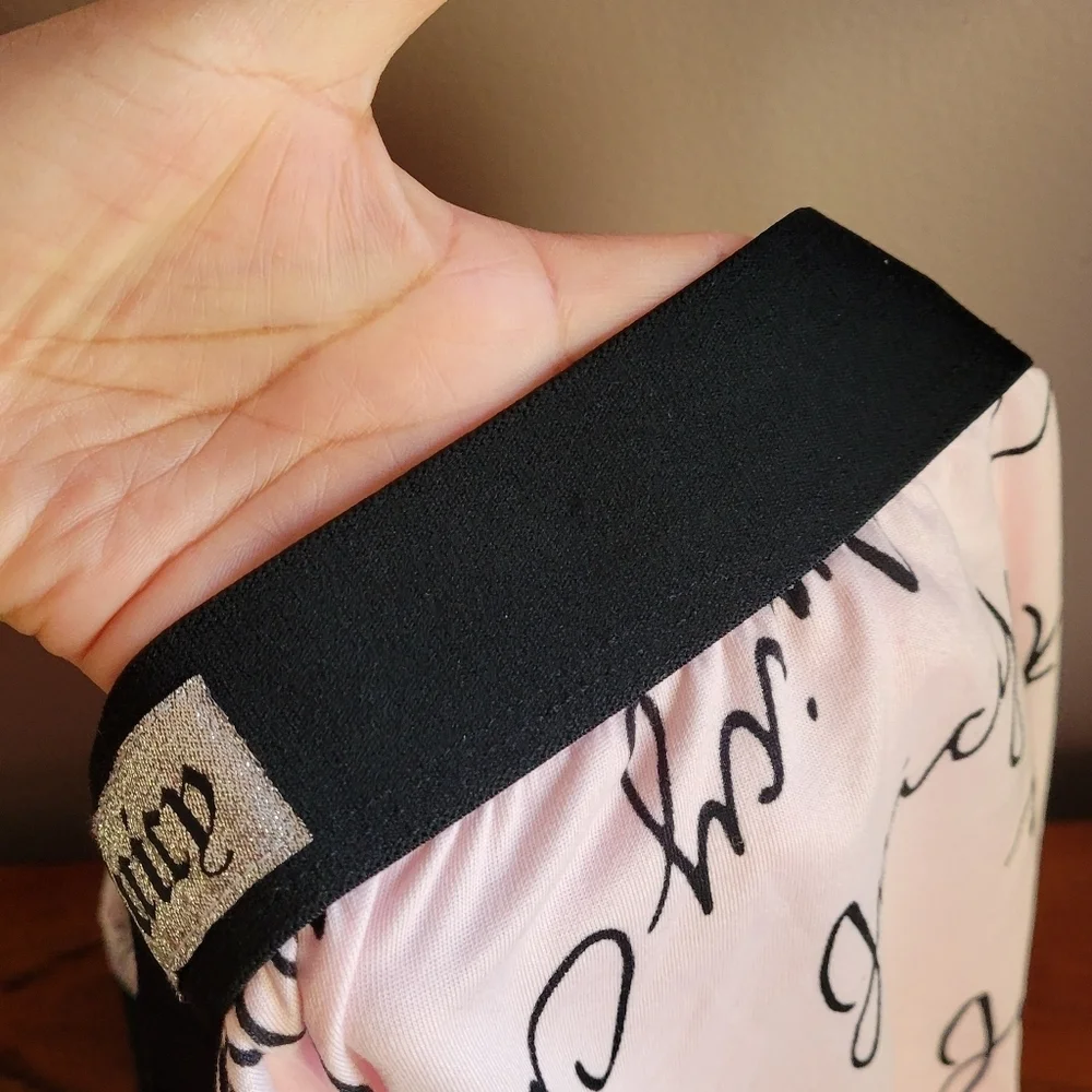 Juicy Couture Pink/Black Pajama Set Size XL Super Soft Button Down New - Picture 12 of 12